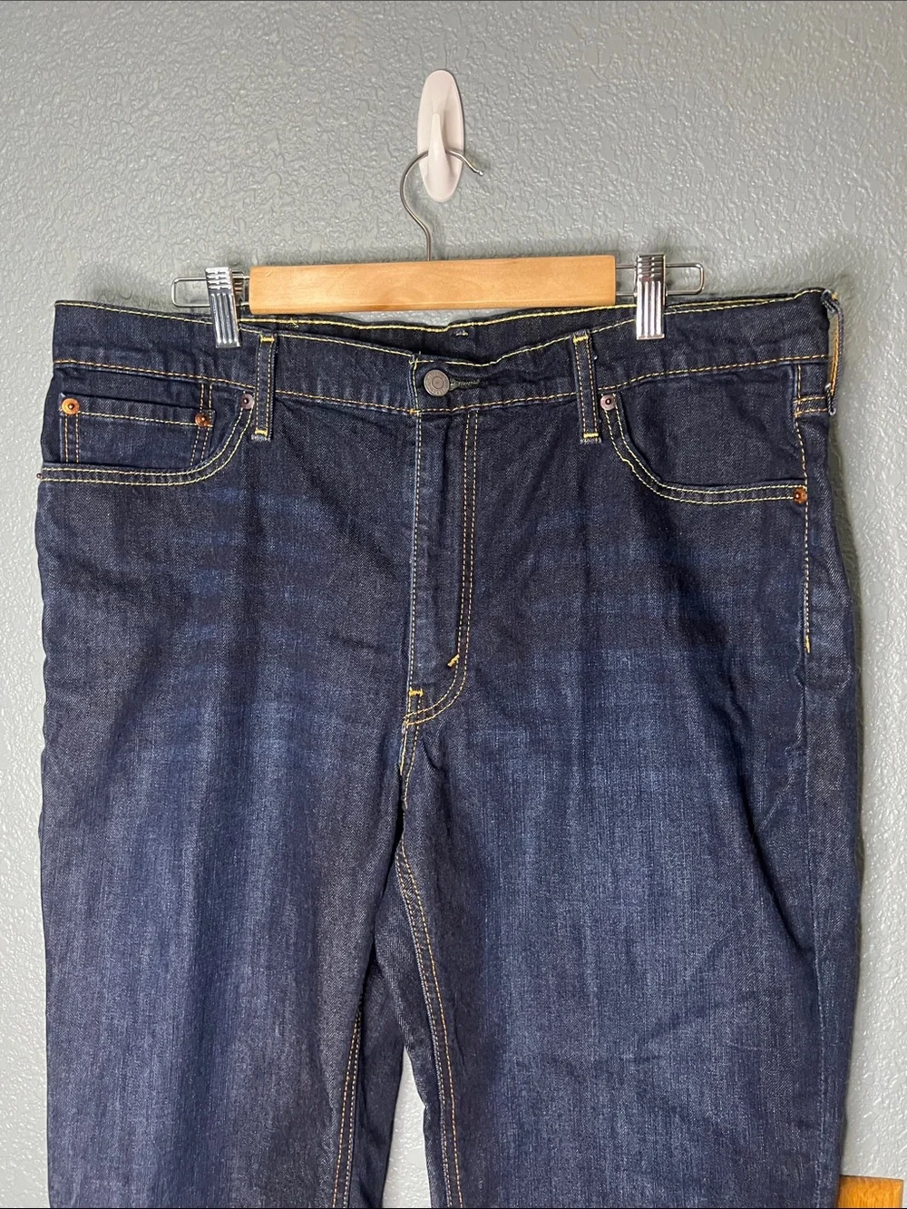 Levi's 541 Men's Jeans Blue 38x30 Dark Wash Denim 5-Pocket Cotton Blend